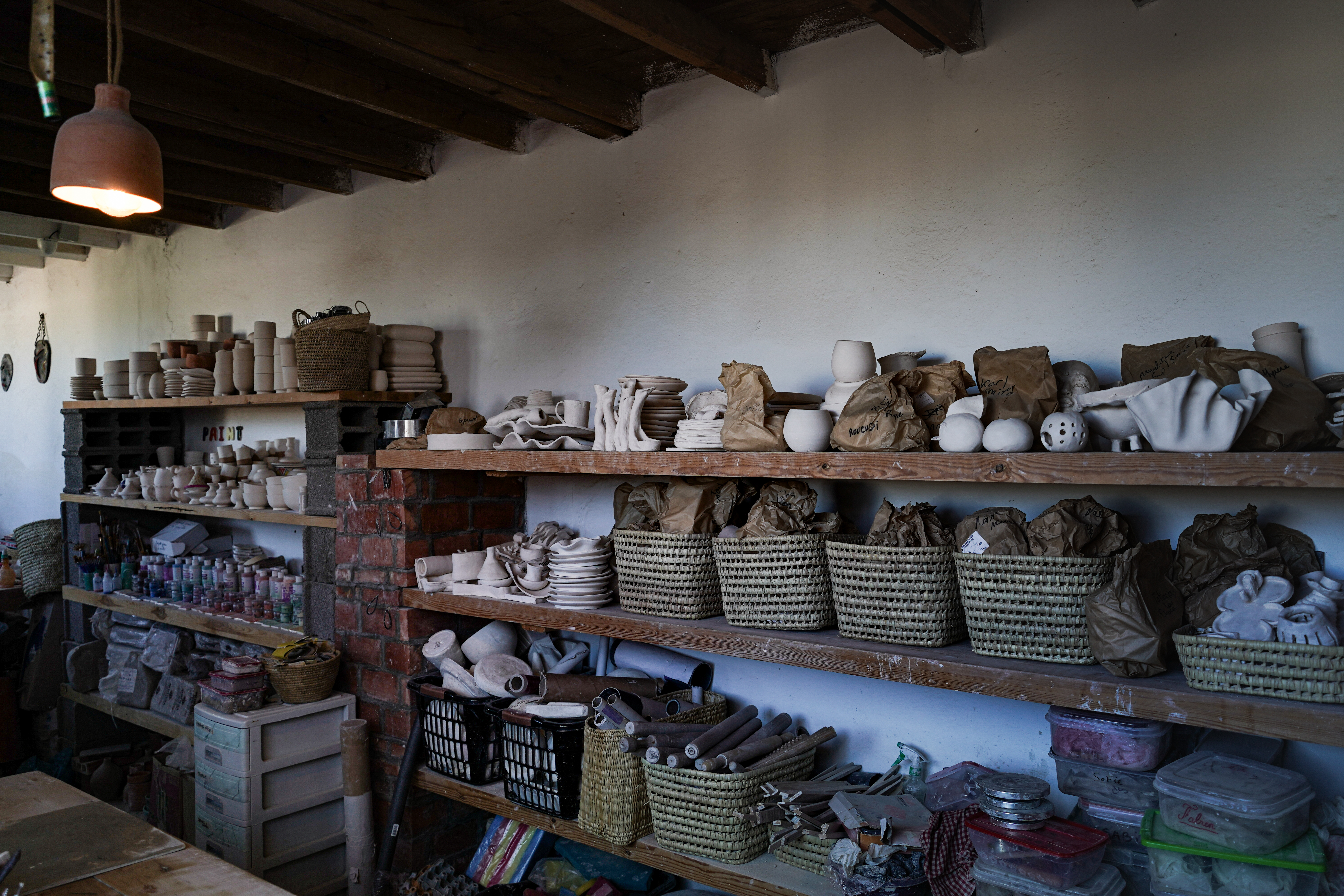Vue du studio de céramique Atelier By Lo